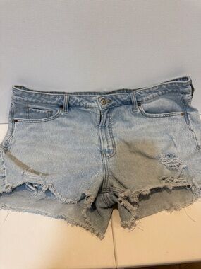 Old Navy Light Blue Distressed Denim Women’s Shorts